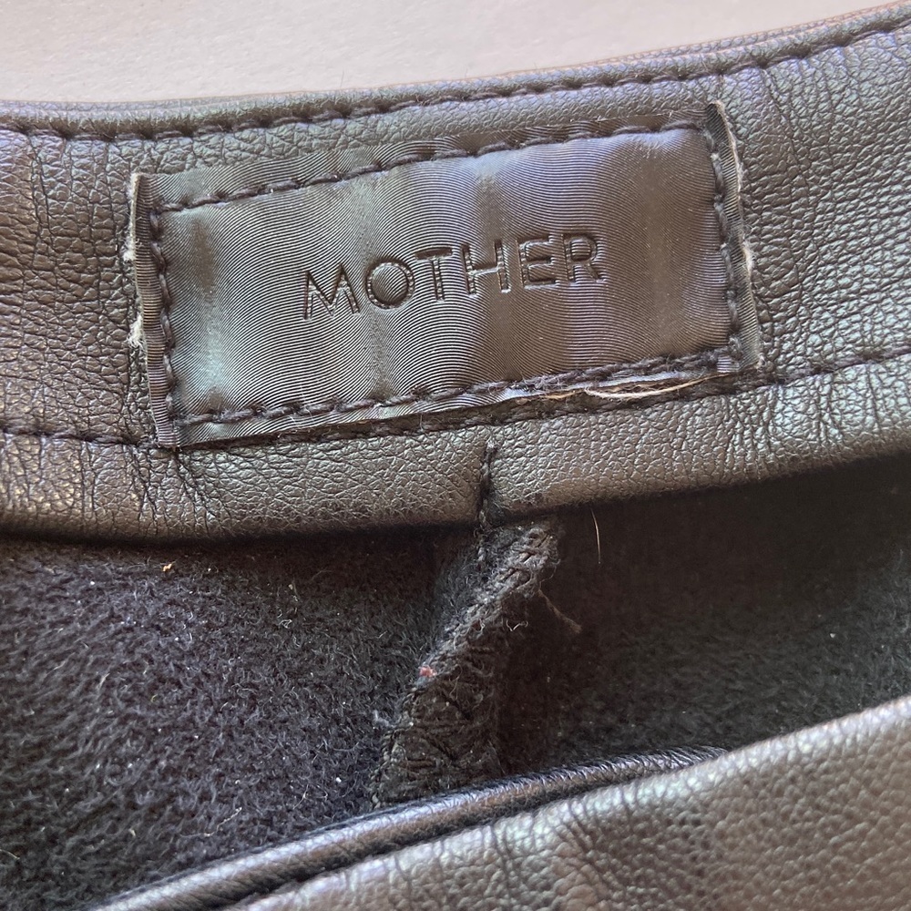 MOTHER Black Faux Leather High Waisted Seamless Looker Pants Size 28 - Picture 6 of 11